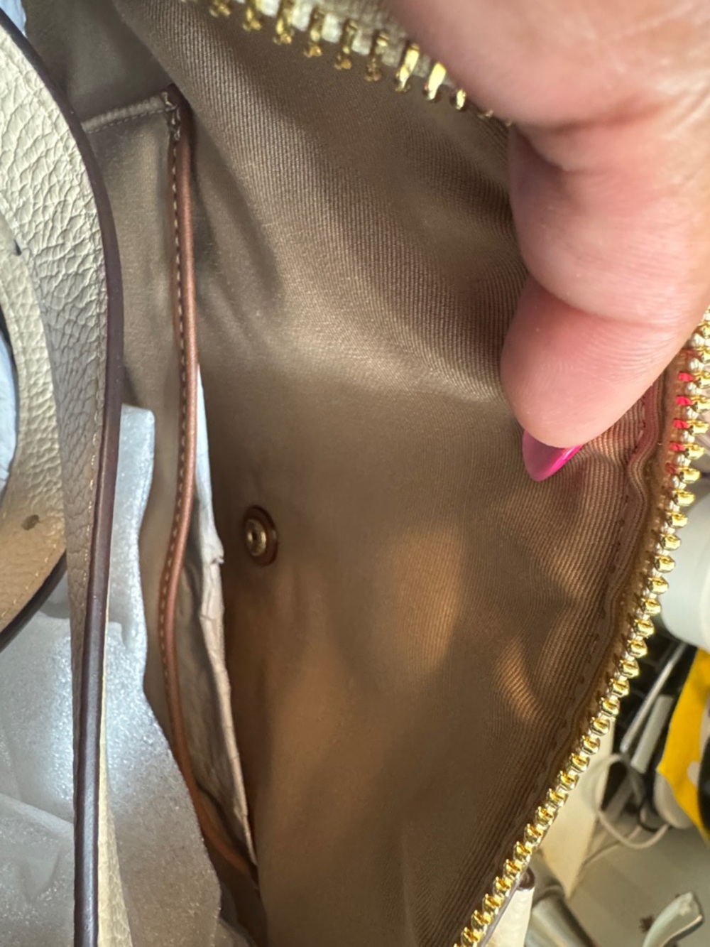 Rowan Large Satchel In Signature Pebbled Leather- Color Oat - Picture 10 of 11